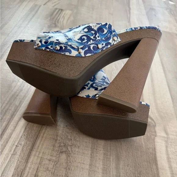 Women’s Moika Platform Sculptured Block Heel Mules - Picture 6 of 7